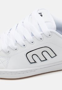 Etnies CALLICUT UNISEX - Sapatilhas de skate - white/black