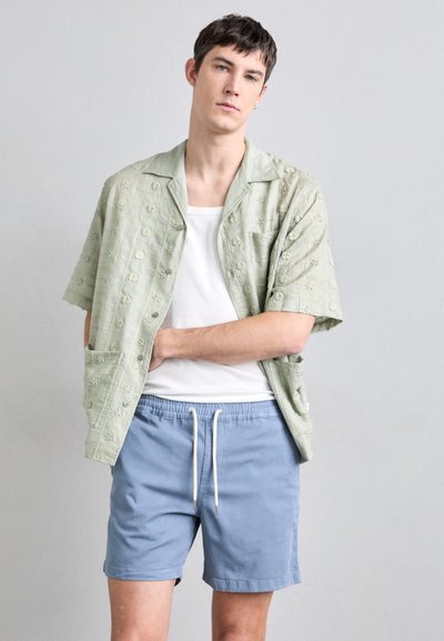 NN.07 GREGOR - Shorts - blue
