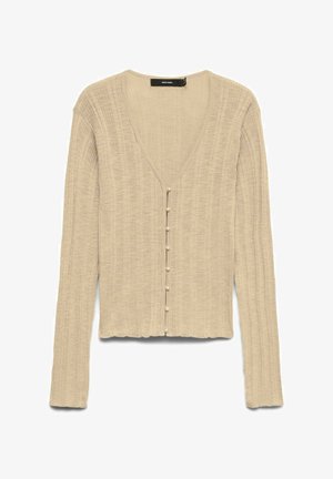 Beige ribstrikket cardigan med lange ærmer, V-hals og små perle-lignende knapper foran.