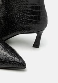Steve Madden LAVAN - Stiefel - black
