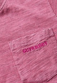Superdry & Co ESSENTIAL LOGO OVERDYED - T-shirts basic - shocking pink