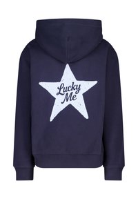 Marineblauwe hoodie met een stergrafiek op de achterkant met de tekst "Lucky Me" in het wit, gemaakt van zachte, gestructureerde stof met ribbels aan de manchetten.