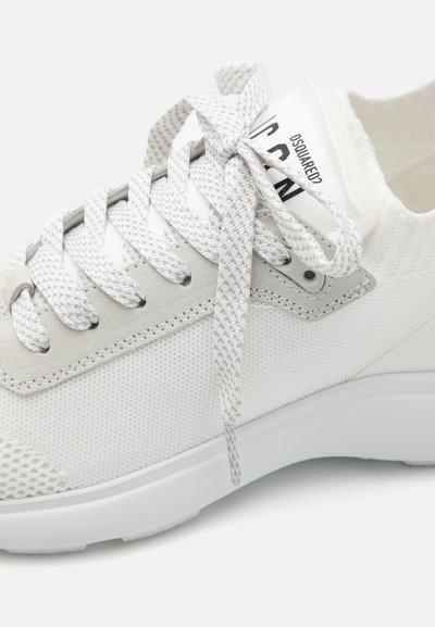 DSQUARED2 ICON Zapatillas - bianco/nero