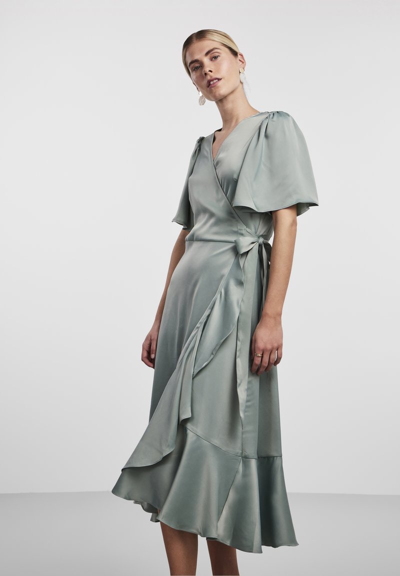 YAS YASTHEA WRAP DRESS - Pidulikud riided - green milieu