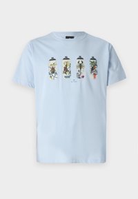 Unselected, light blue