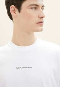 TOM TAILOR DENIM Základné tričko - white