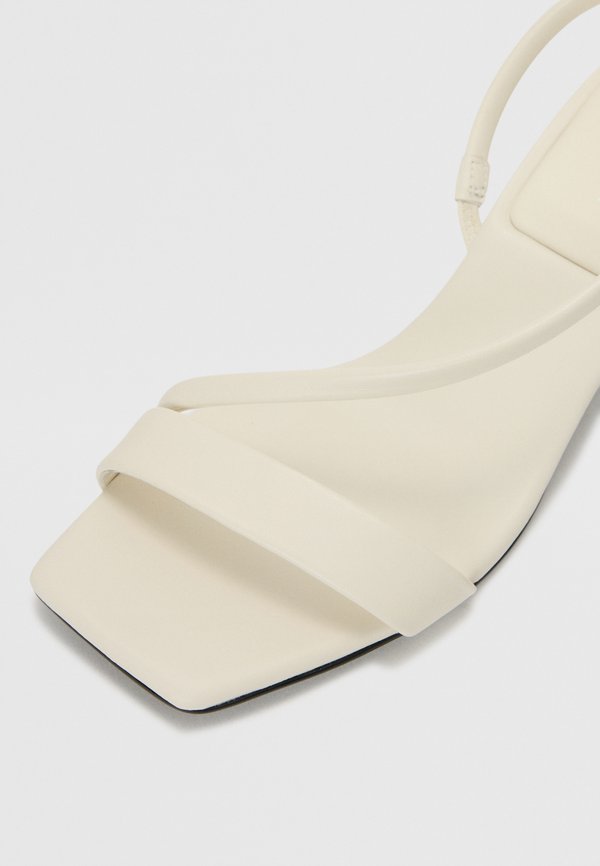 Classic heels - tofu3