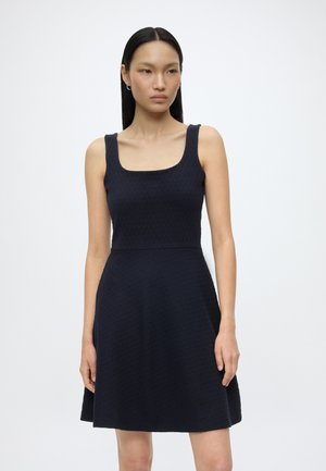 HUGO, NALEIDA - Neulemekko - medium blue