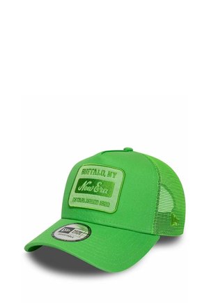 Hellegrüne verstellbare New Era Trucker-Cap mit Netzrücken und vorderem Aufnäher mit der Aufschrift "Buffalo, NY New Era Established 1920."