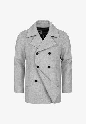 Abrigo gris de corte doble con textura de espiga. Cuenta con un collar ancho, botones negros y bolsillos frontales. Diseño clásico y ajustado.