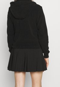 Ellesse Felpa in pile - black