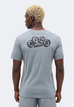 Nike Performance, TEE - Αθλητικό μπλουζάκι - smoke grey