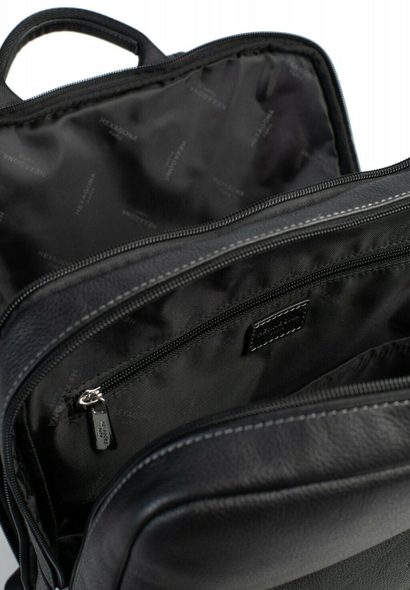 Sacoche Homme Format A4 Serviette Cuir Homme Cartable Cuir Hexagona Paris - Cartable - Pour Homme - Collection Confort - En Cuir Cartable Homme Besace Homme Cuir Cartable Homme Cuir Sacoche Homme Format A4 Serviette Cuir Homme Cartable Cuir Hexagona Paris - Cartable - Pour Homme - Collection Confort - En Cuir Cartable Homme Besace Homme Cuir Cartable Homme Cuir