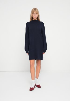 VMNANCY FUNNEL NECKdress - Svetríkové šaty - navy blazer