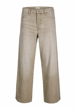 Jean beige à jambes larges avec fermeture devant par bouton et zip, passants pour ceinture et poches avant sur fond blanc.