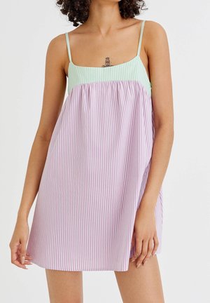 Robe de jour - mauve