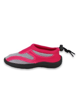 Chaussure d'eau pour enfant en mesh rose et gris avec semelle noire et cordon réglable au talon.