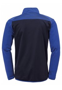 Blauwe en marineblauwe softshelljas met een hoge kraag, lange mouwen en een contrasterend paneelontwerp. Gemaakt van glad, rekbaar materiaal.