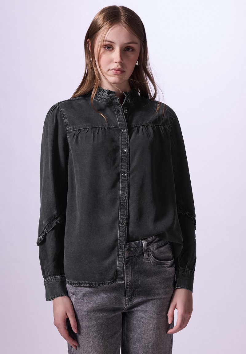 Street One Studio Women's T-Shirt with Chest Pocket