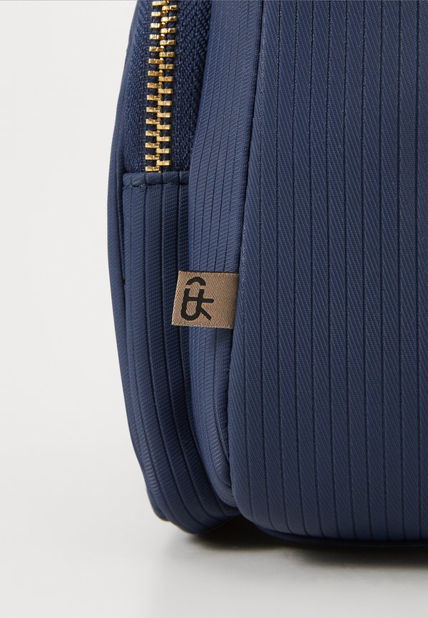 ALLY  - Cross body bag3