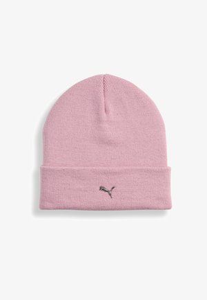 Megzta kepurė - poised pink