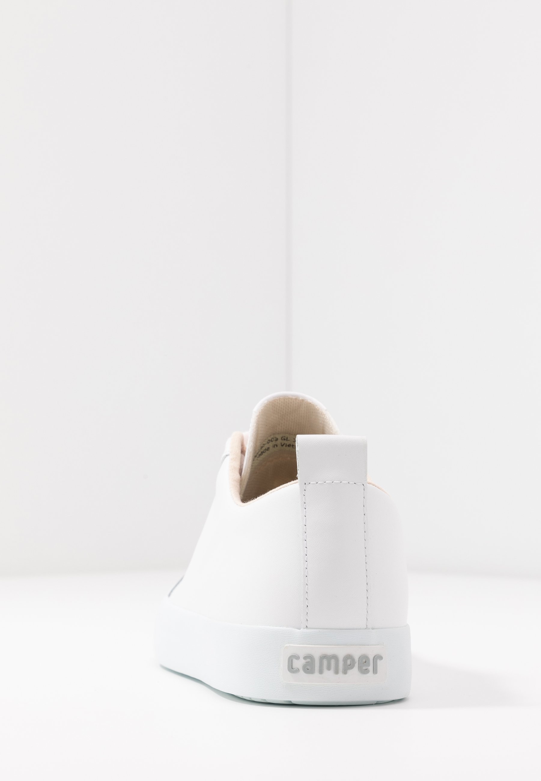 Camper IMAR COPA Joggesko white Zalando.no Camper COURB Joggesko light pastel grey Zalando.no