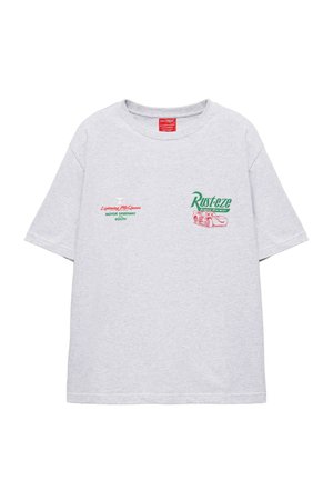 PULL&BEAR, CARS REGULAR FIT - T-SHIRT - T-shirts print - light grey
