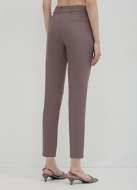 Calliope Chino - marrone