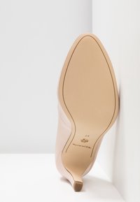 Tamaris Klasické lodičky - light pink