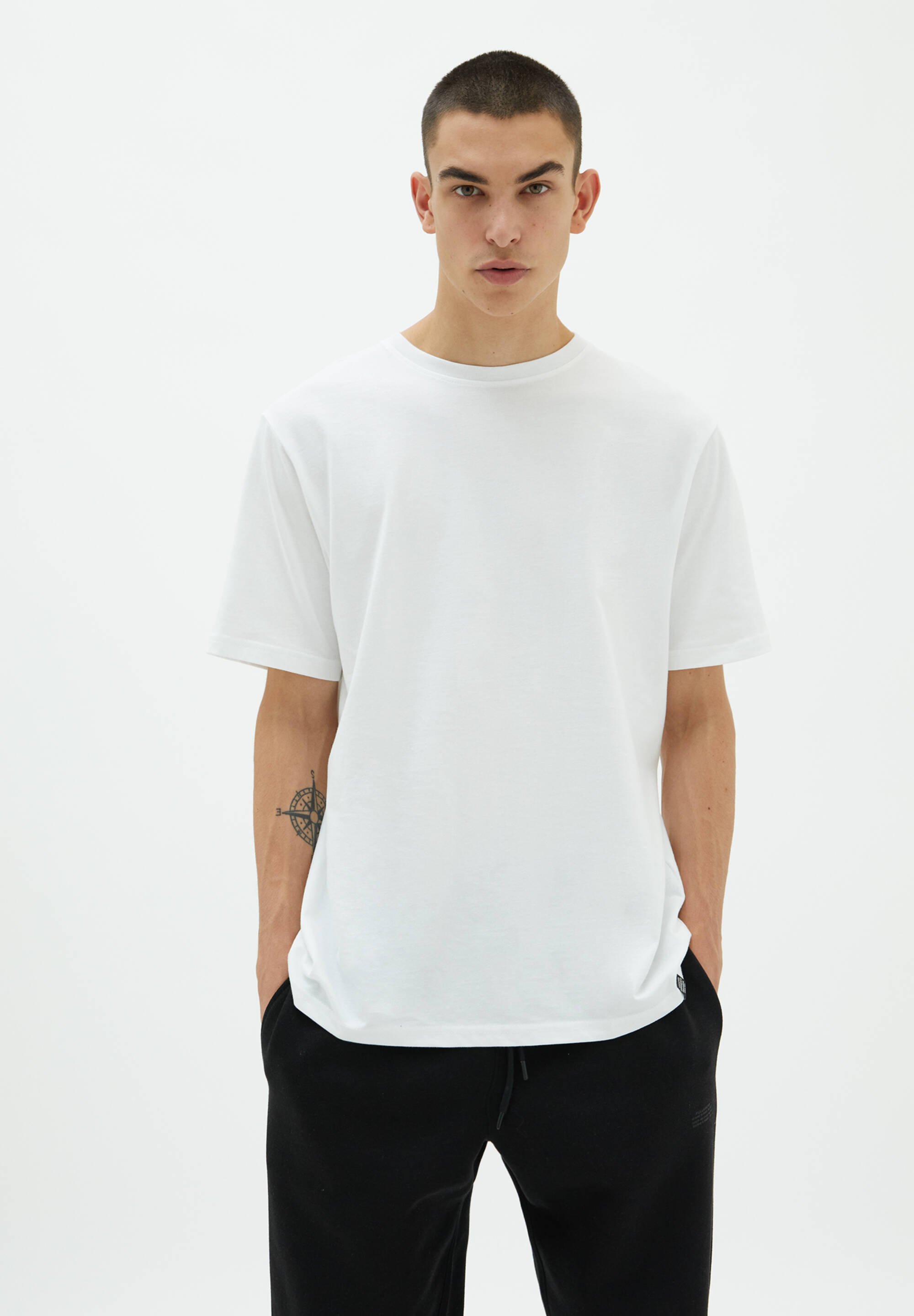 pull and bear longline t shirt