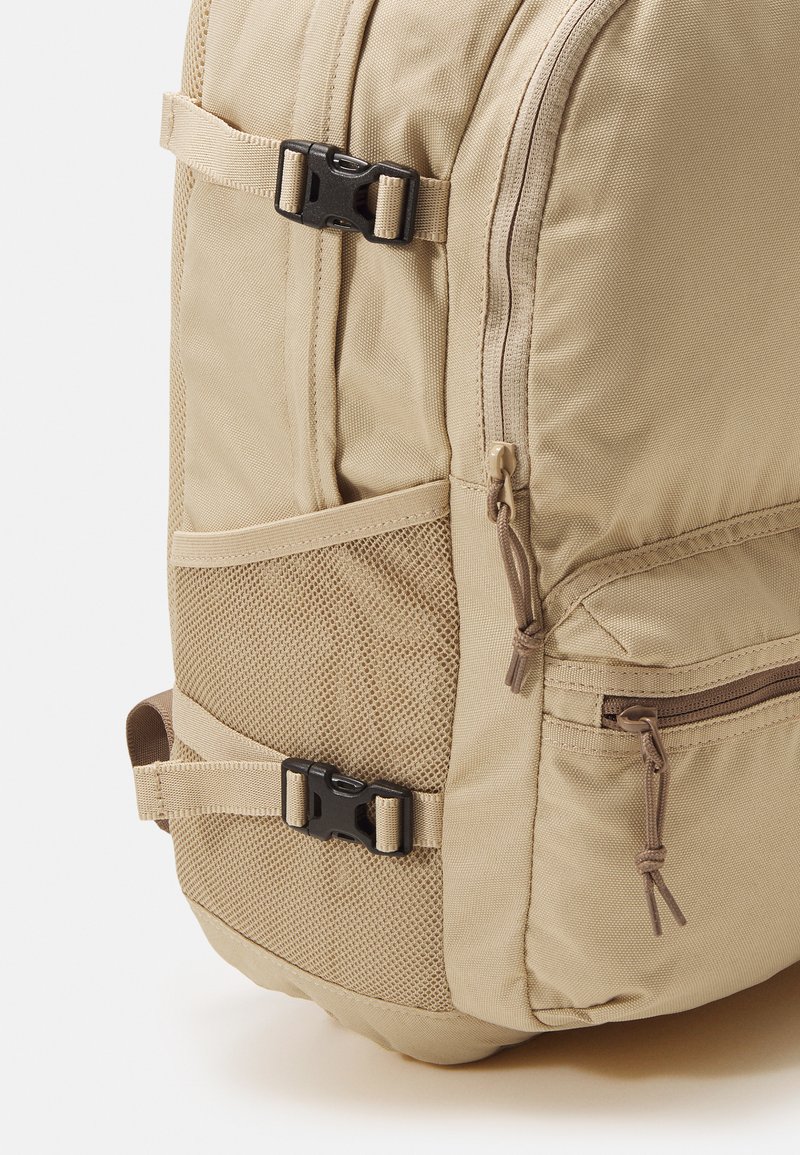 Converse STRAIGHT EDGE BACKPACK UNISEX - Rucksack - nutty  display picture 1