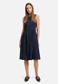 Vera Mont SOMMER TAILLIERT - Freizeitkleid - night sky
