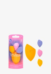Real Techniques - MIRACLE COMPLEXION SPONGE + 3 MINI MIRACLE COMPLEXION SPONGE SET 2025 - Beauty-accessoire - - Miniatuurafbeelding 1