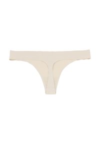 String beige fabriqué en tissu doux, avec une large ceinture, une couverture minimale et une texture lisse avec un design en découpe en forme de U.