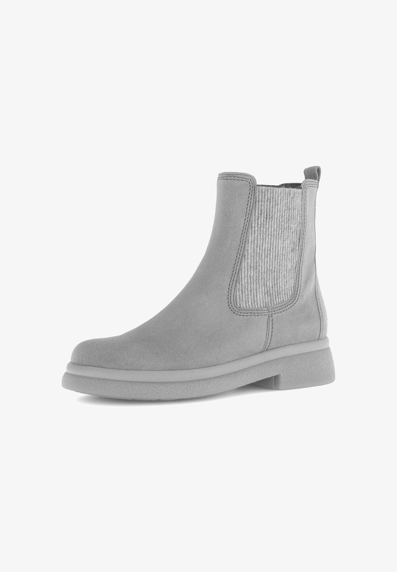 Grijze suede enkellaars met elastische zijkanten en een gestructureerde stoffen inzet. Voorzien van een ronde neus en een lage, stevige rubberen hak.