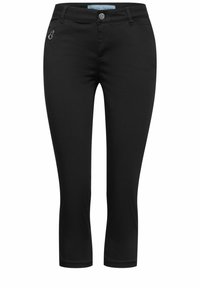 Černé zkrácené kalhoty s hladkou texturou, s přední kapsou na zip a zapínáním na knoflík v pase.