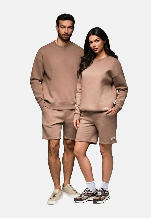 UNISEX SET   - Shorts