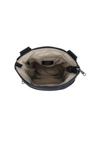 Borsa in tessuto blu navy con chiusura a zip, interni beige e etichetta del marchio. Presenta due manici superiori e una tasca interna con zip.
