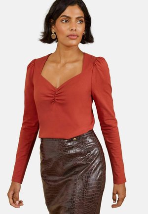 Love & Roses, REGULAR FIT - SWEETHEART NECK LONG SLEEVE TOP  . - Langærmet T-shirt - rust brown