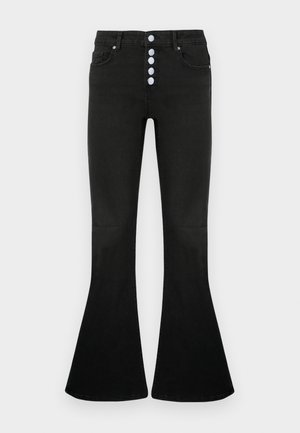 Czarne jeansy z rozszerzanymi nogawkami, z wysokim stanem, zapięciem na pięć guzików, miękką fakturą denimu oraz subtelnymi detalami przeszyć na kieszeniach i szwach.