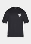 MLB NEW YORK YANKEES OVERSIZE TEE - Apdrukāts T-krekls - black