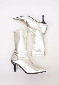 LIMMA VENEZUELA - Botines - gold