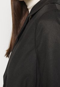 Selected Femme Prochowiec