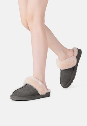 RAVEN  - Slippers - grey