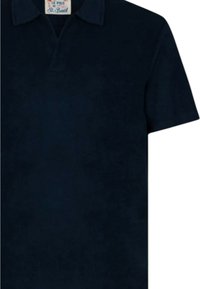 Polo shirt blu navy a maniche corte con colletto classico, realizzato in tessuto morbido, con un'etichetta sul colletto per l'identificazione del marchio.