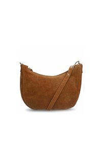 Bruine suede schoudertas met een gebogen vorm, ritsafsluiting en een lange, verstelbare strap. Bevat minimale hardware.