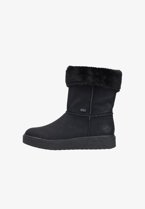 Schwarze Knöchelstiefel mit einem Kragen aus Kunstfell, Obermaterial aus strukturiertem Leder, Schnürdetails und einer strukturierten Gummisohle. Mit Logoinsignien.