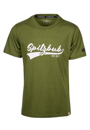 Olivengrünes Baumwoll-T-Shirt mit kurzen Ärmeln und Rundhalsausschnitt, mit einem weißen, kursiven "Spitzbub"-Logo und Gründungsdatum, sowie einem Seitenetikett.