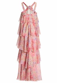 Robe longue sans manches à volants avec bretelles croisées, présentant un imprimé floral rose et violet sur un tissu en chiffon doux et superposé.