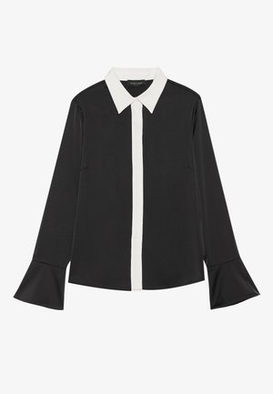 Chemise noire avec une patte de boutonnage et un col blancs à l'avant. Dispose de manches longues avec des poignets évasés. Tissu lisse avec un design classique.